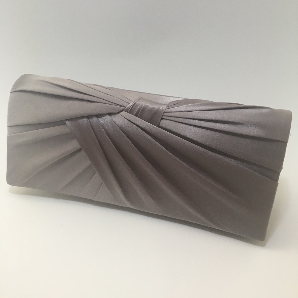 Silver Clutch - Formal or Night Out!